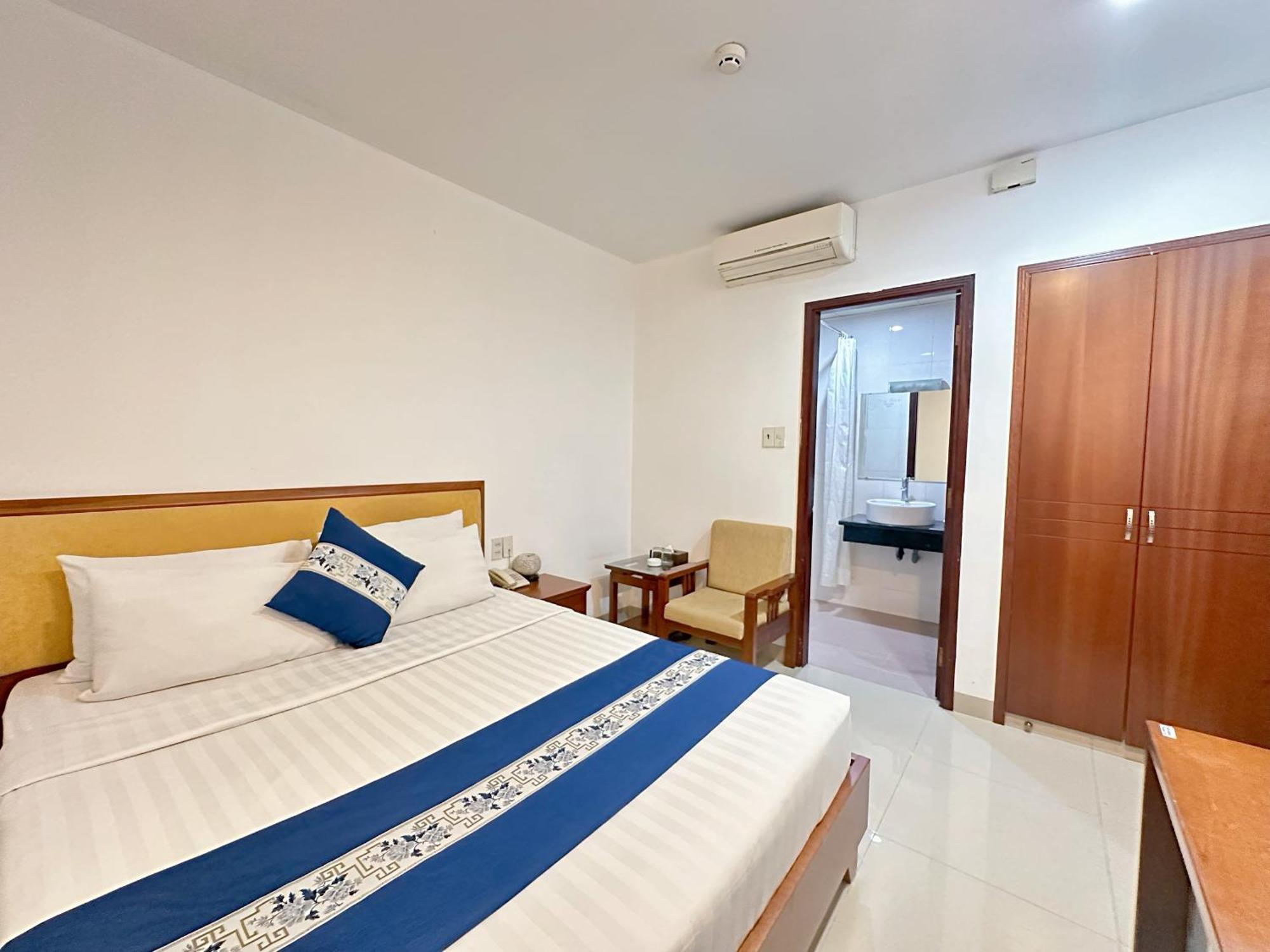 Ruby Star Hotel- Near Ben Thanh Market Cidade de Ho Chi Minh Exterior foto